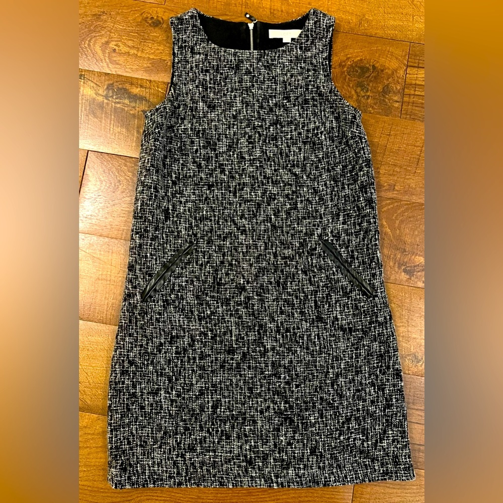 LOFT Size 4 Shift Dress